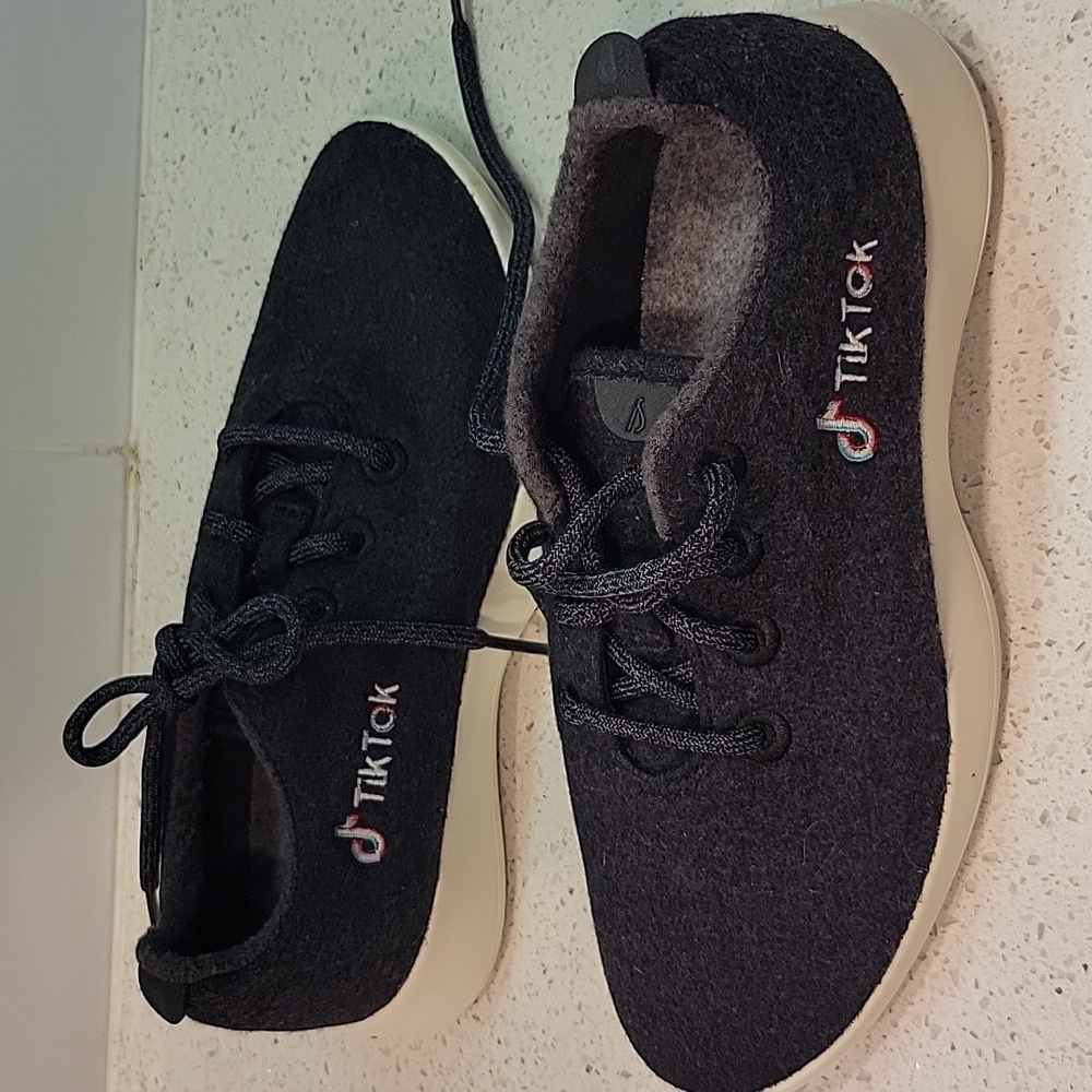 allbirds Gray Wool Tik Tok Limited edition! Size 9 New no tags